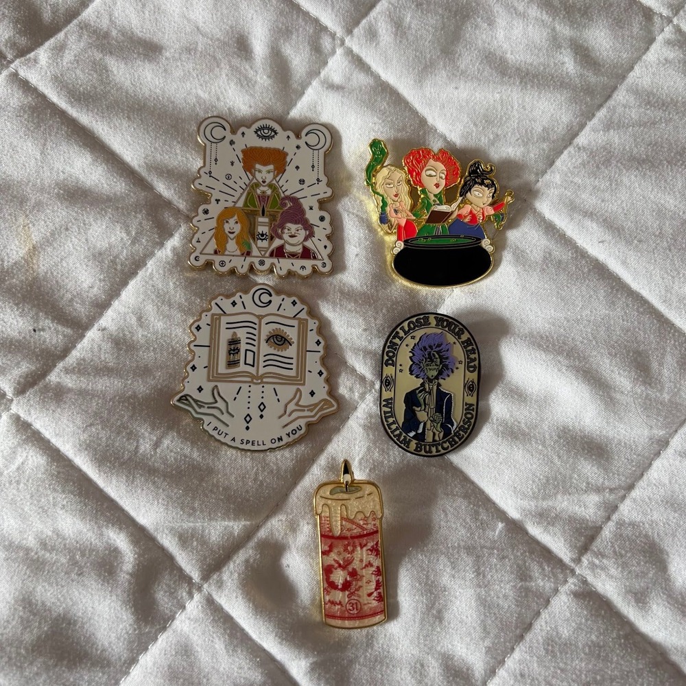 Disney Hocus Pocus Enamel Pin Set Sanderson Sisters Billy Butcherson 5pc Lot